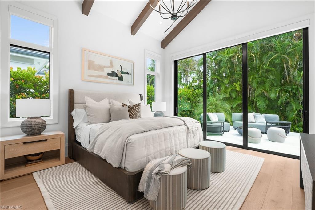 MOORINGS - Residential