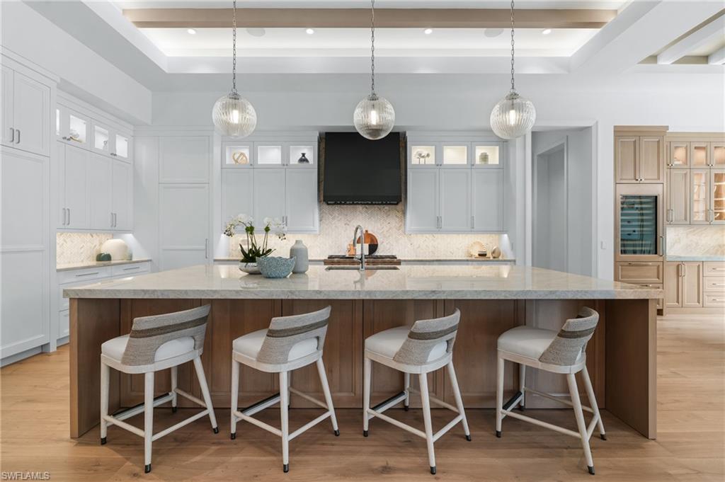 MOORINGS - Residential