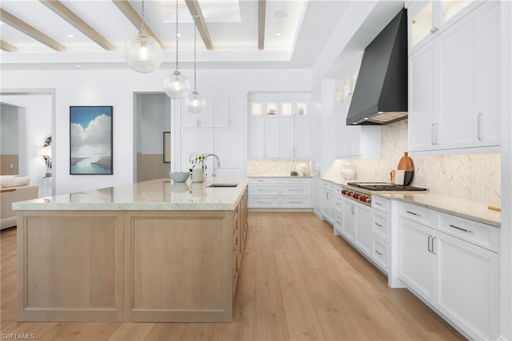 MOORINGS - Residential