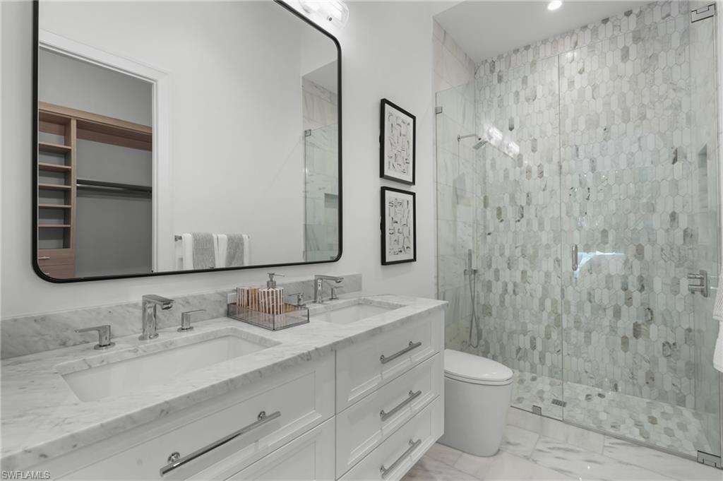 MOORINGS - Residential