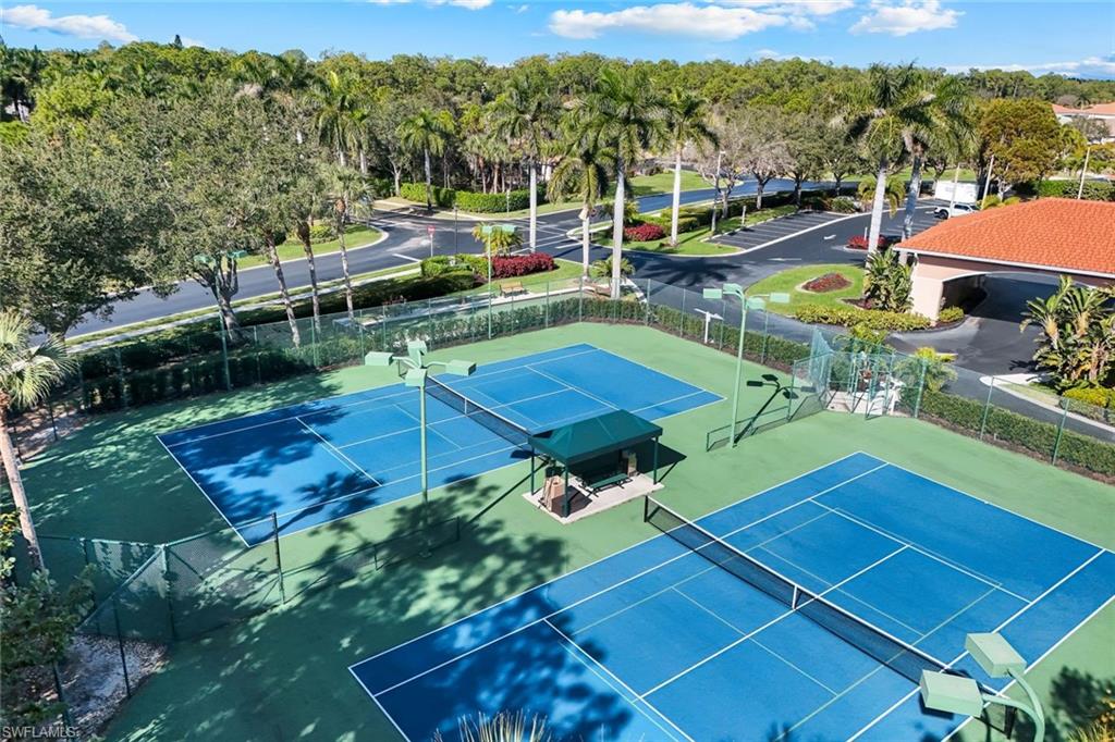 THE SHORES - Residential