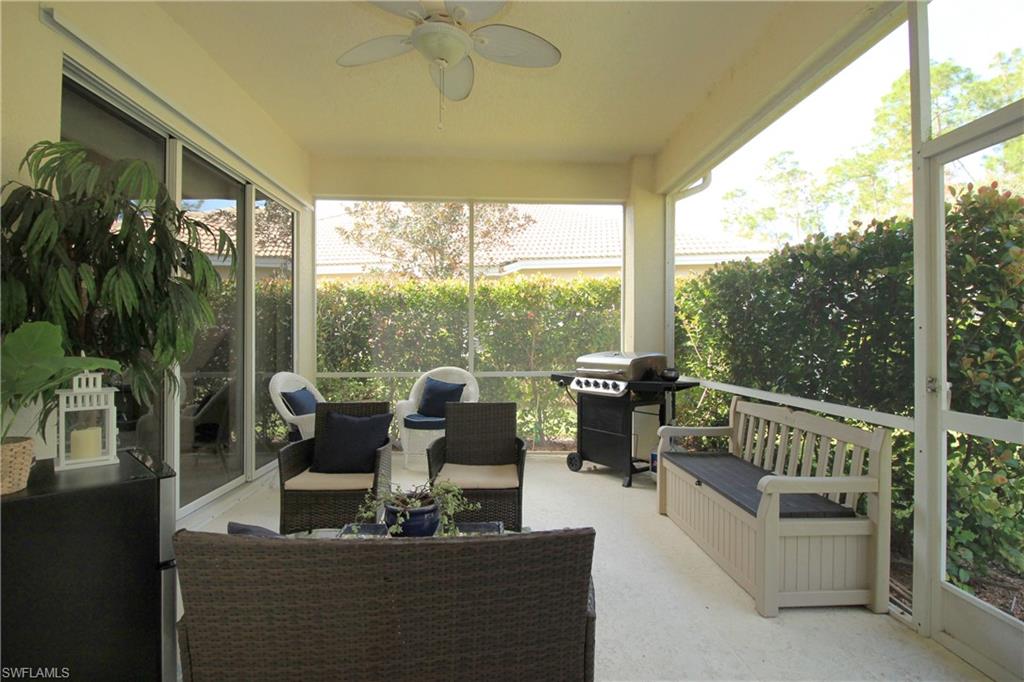 CARLTON LAKES - Residential