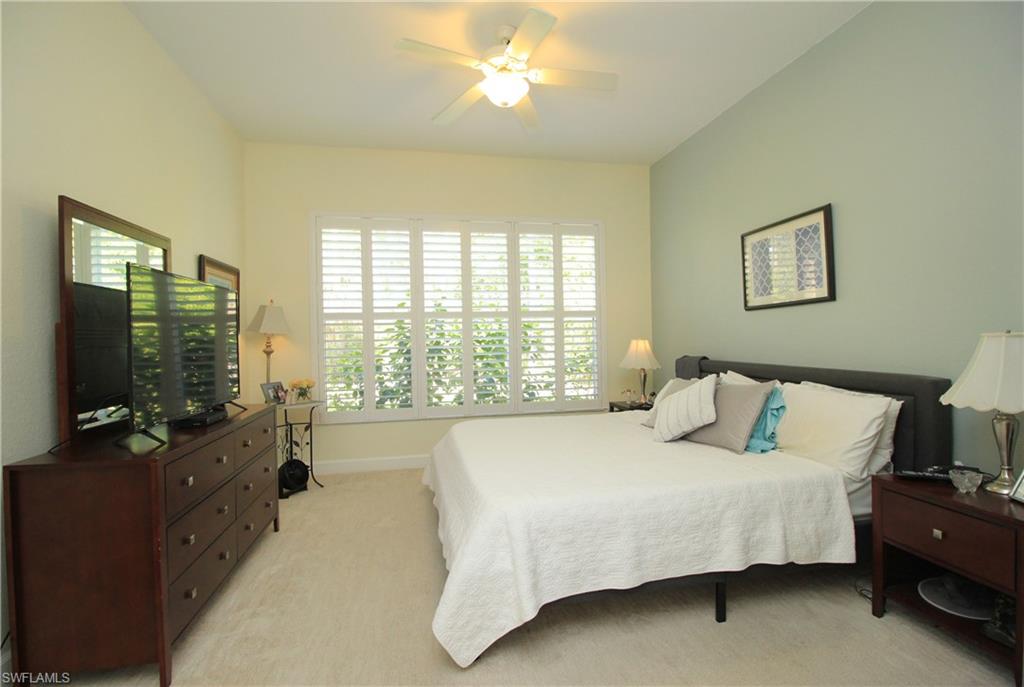 CARLTON LAKES - Residential