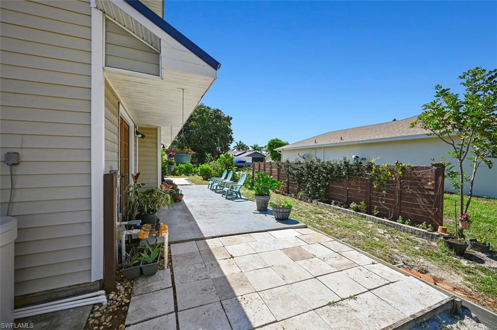 SAN CARLOS PARK - Residential