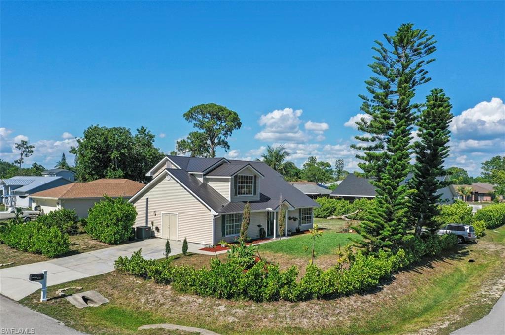 SAN CARLOS PARK - Residential