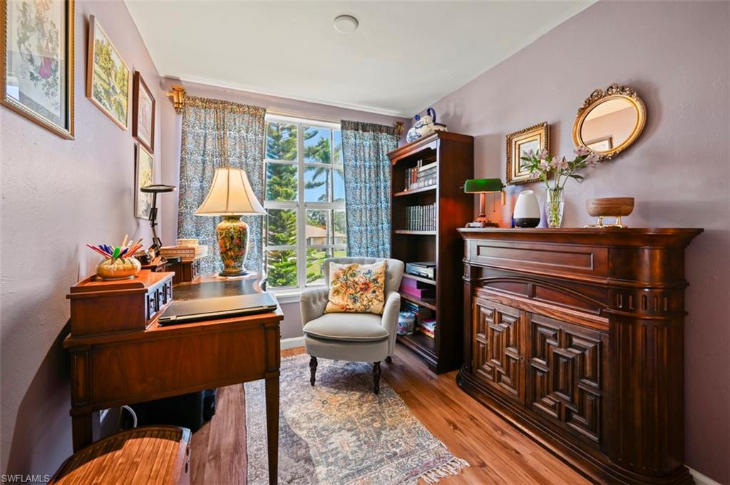 SAN CARLOS PARK - Residential