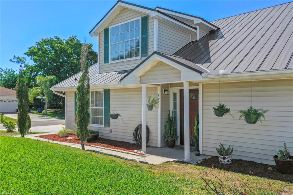 SAN CARLOS PARK - Residential