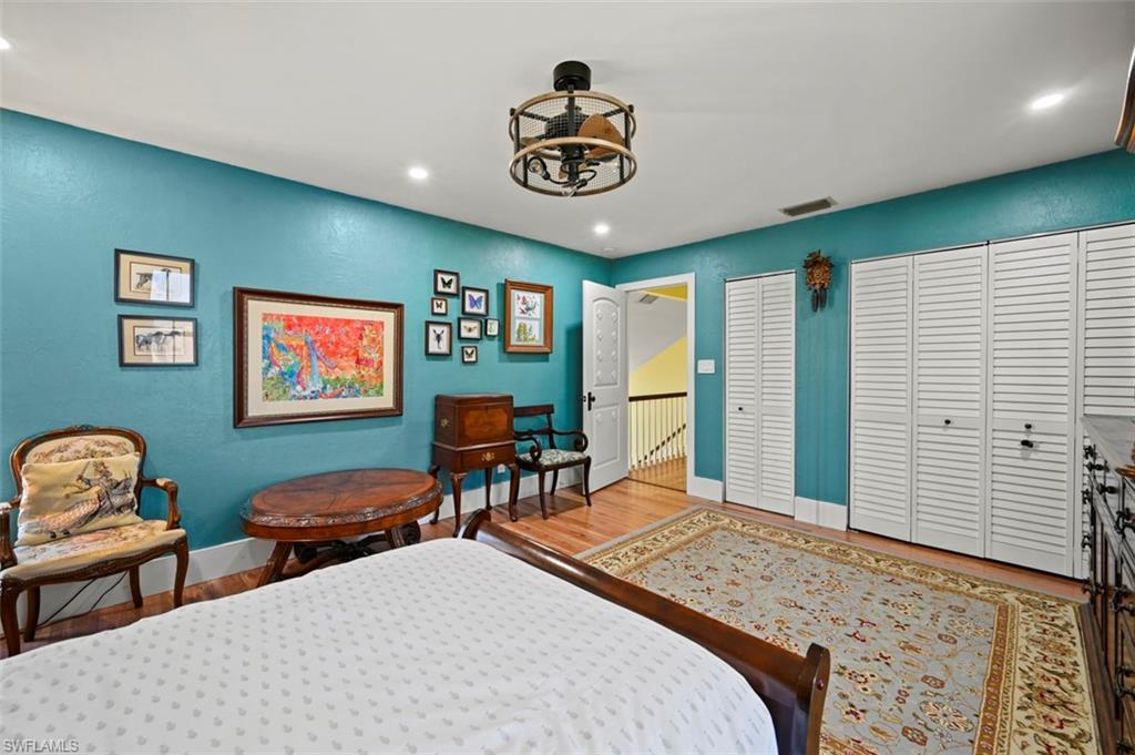 SAN CARLOS PARK - Residential