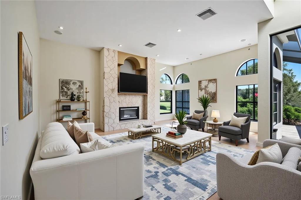 20265 Country Club DR