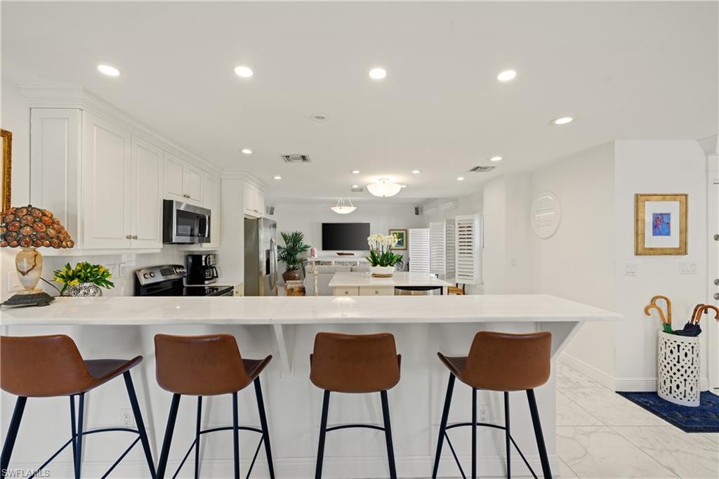 PETTIT SQUARE - Residential