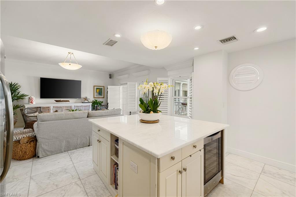 PETTIT SQUARE - Residential