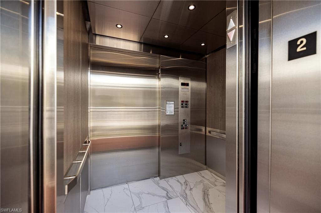 PETTIT SQUARE - Residential