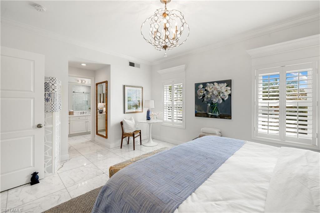 PETTIT SQUARE - Residential