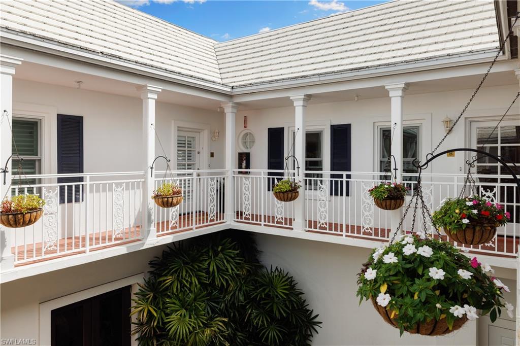 PETTIT SQUARE - Residential