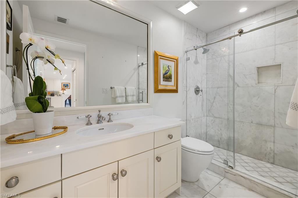 PETTIT SQUARE - Residential