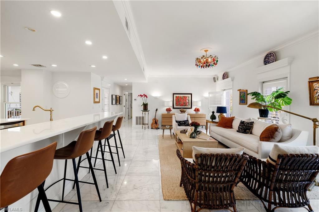 PETTIT SQUARE - Residential