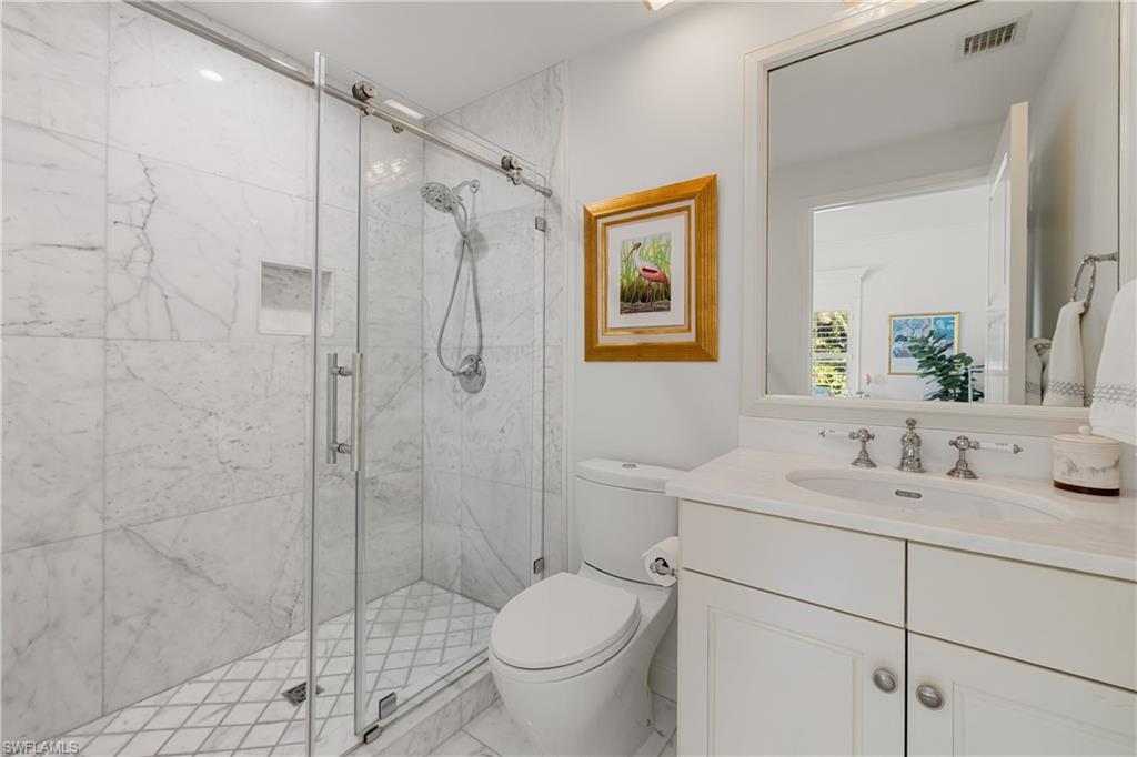 PETTIT SQUARE - Residential