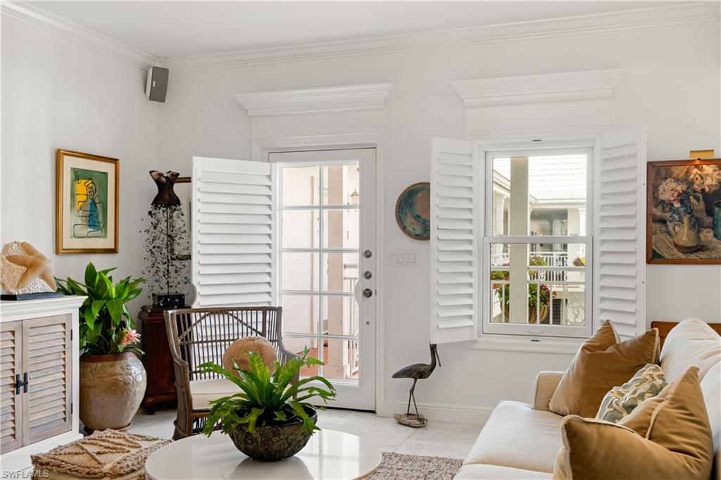 PETTIT SQUARE - Residential