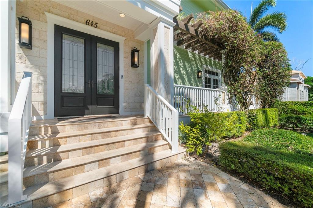 OLDE NAPLES - Residential