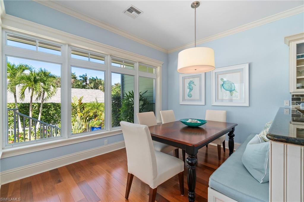 OLDE NAPLES - Residential