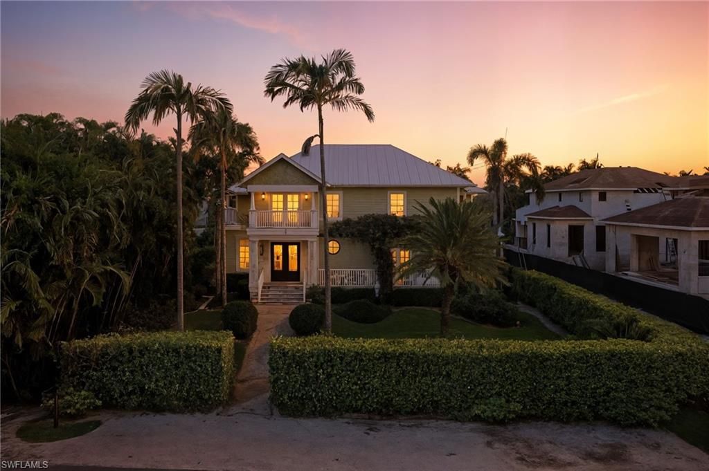 Photo of 645 Broad AVE S, NAPLES, FL 34102 (MLS # 225076664)