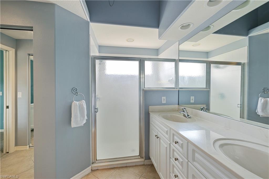 IBIS COVE - Residential