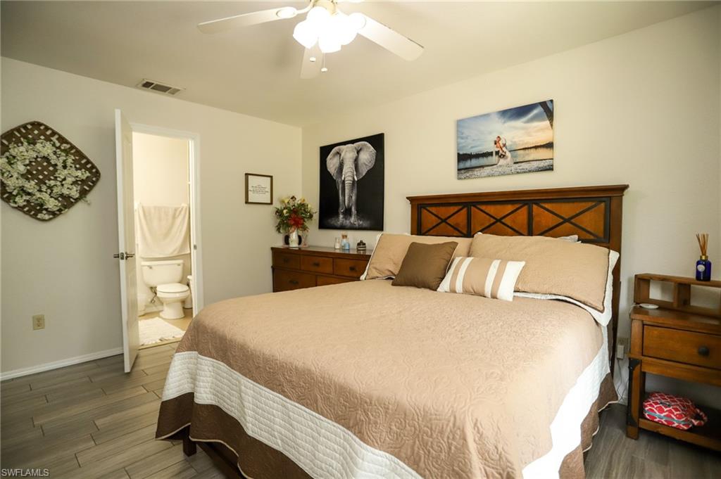 HOLIDAY PARK - Residential