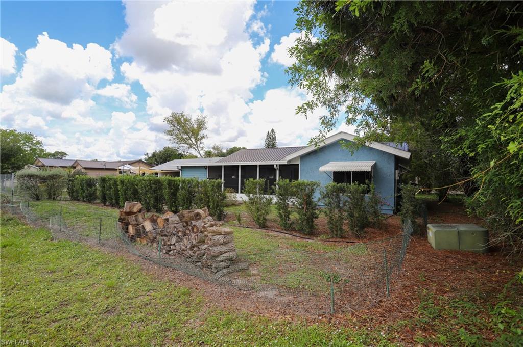 HOLIDAY PARK - Residential