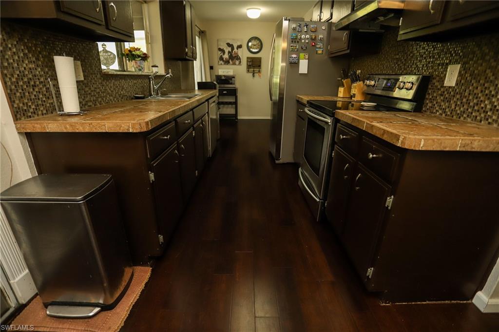 HOLIDAY PARK - Residential