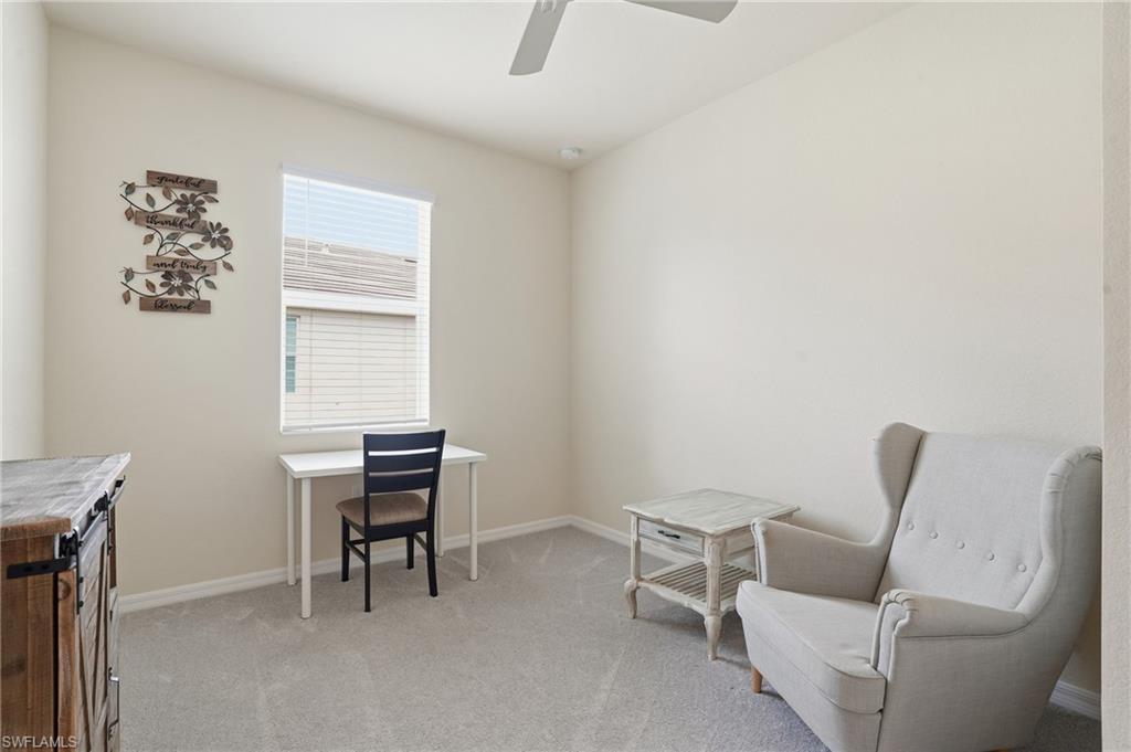 HAMPTON LAKES - Residential