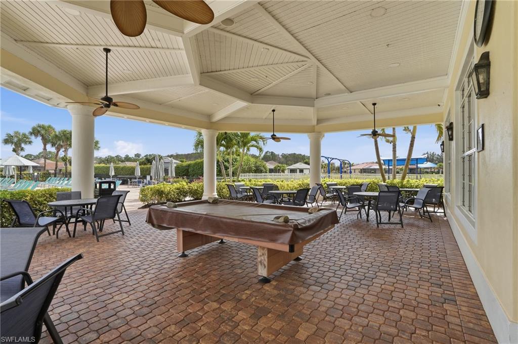 HAMPTON LAKES - Residential