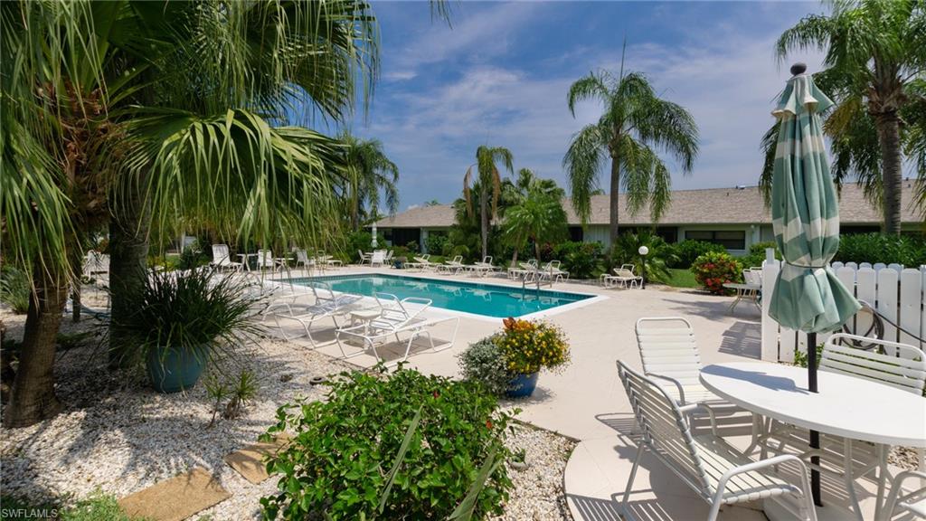 VILLAS AT CINNAMON COVE - Residential