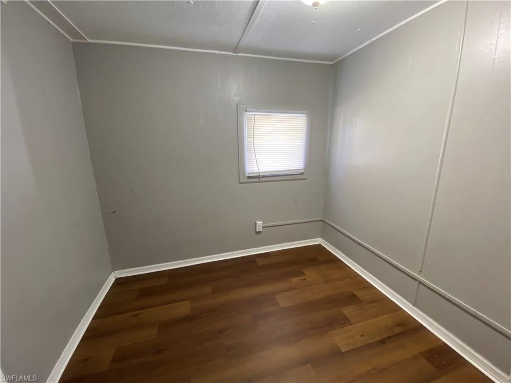 SUNCOAST ESTATES UNREC - Residential Lease