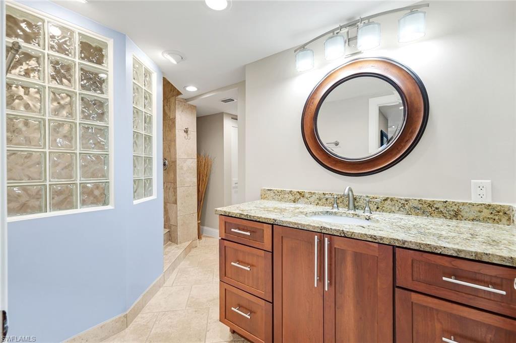 DOLPHIN WATCH CONDO - Residential