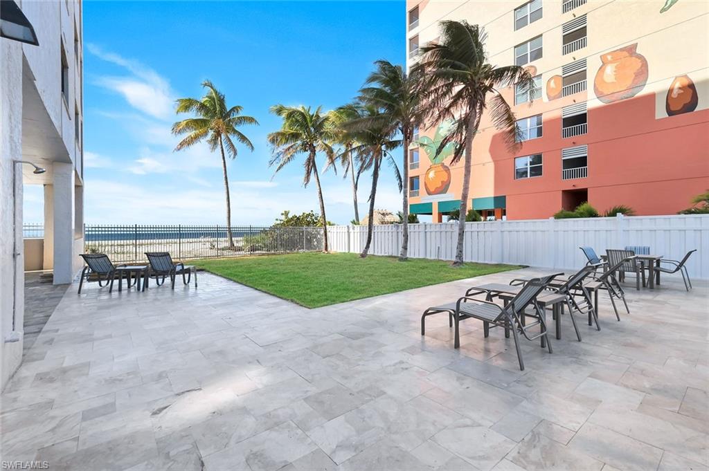 DOLPHIN WATCH CONDO - Residential