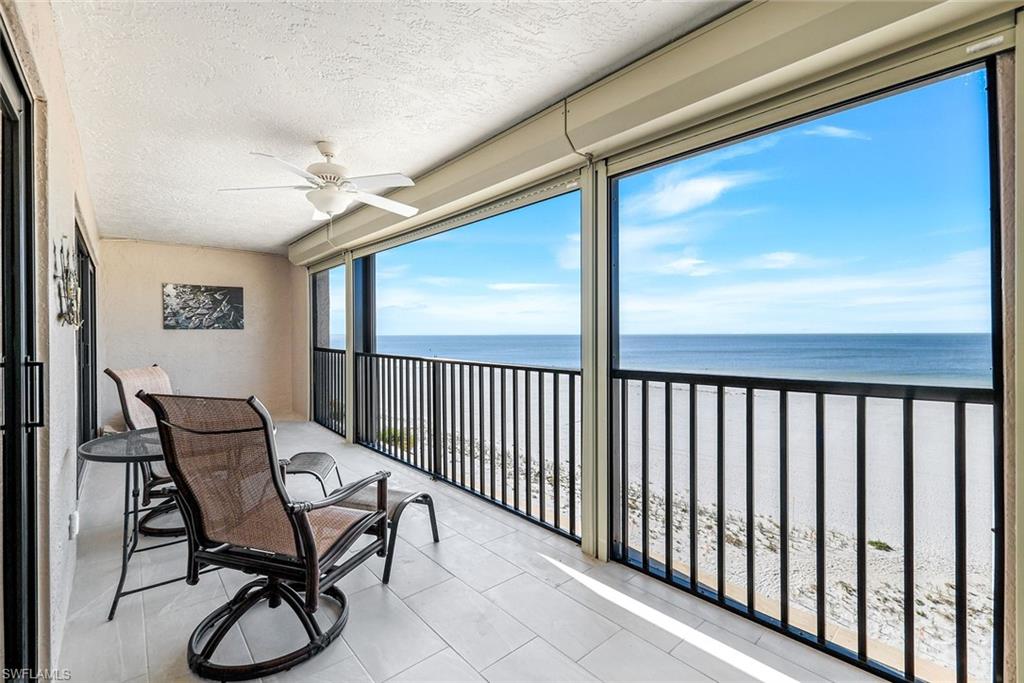 DOLPHIN WATCH CONDO - Residential
