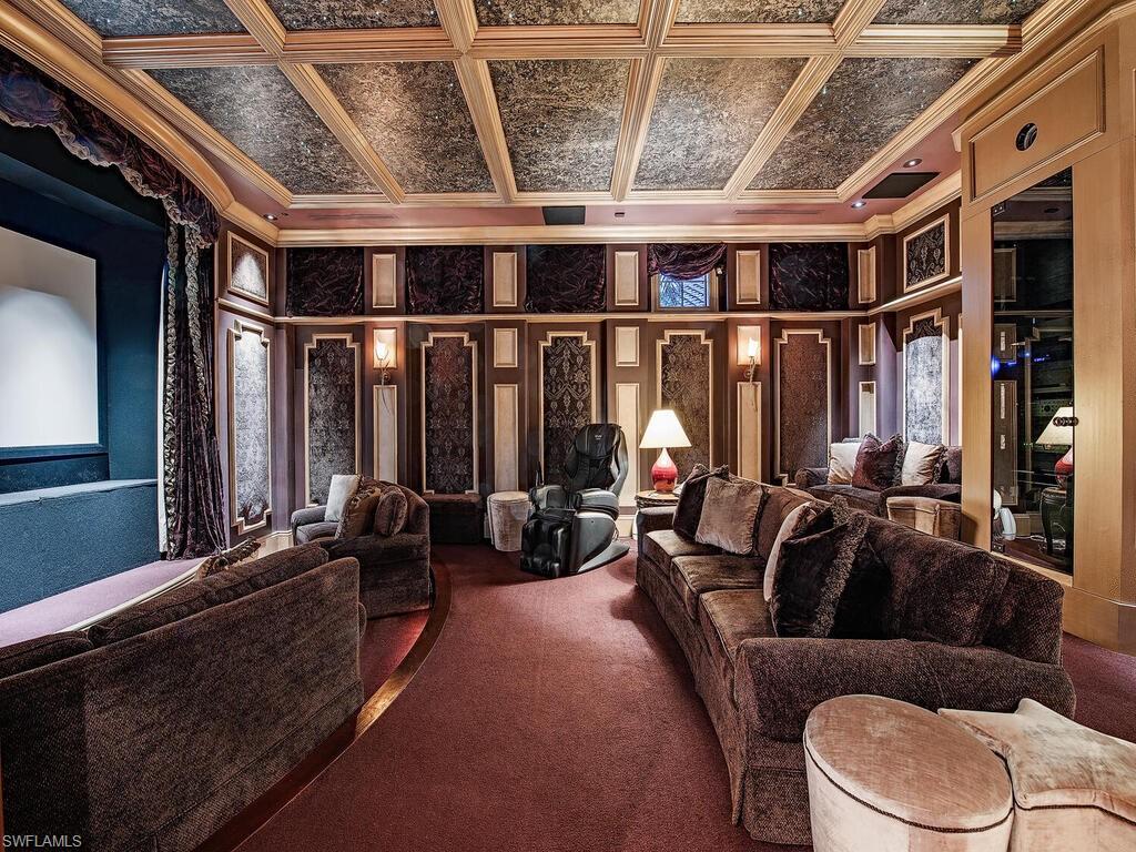 ESTATES AT BAY COLONY GOLF CLUB - Residential