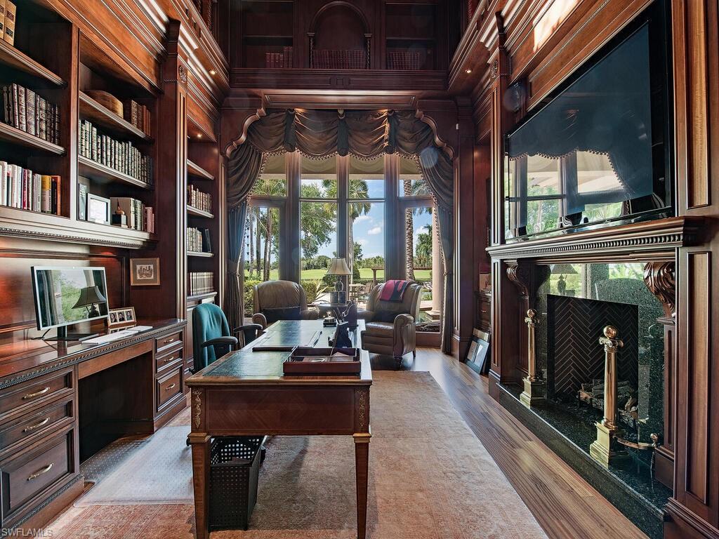 ESTATES AT BAY COLONY GOLF CLUB - Residential