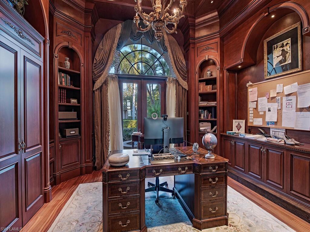 ESTATES AT BAY COLONY GOLF CLUB - Residential