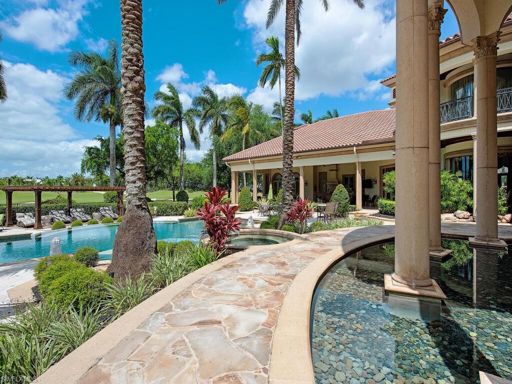 ESTATES AT BAY COLONY GOLF CLUB - Residential