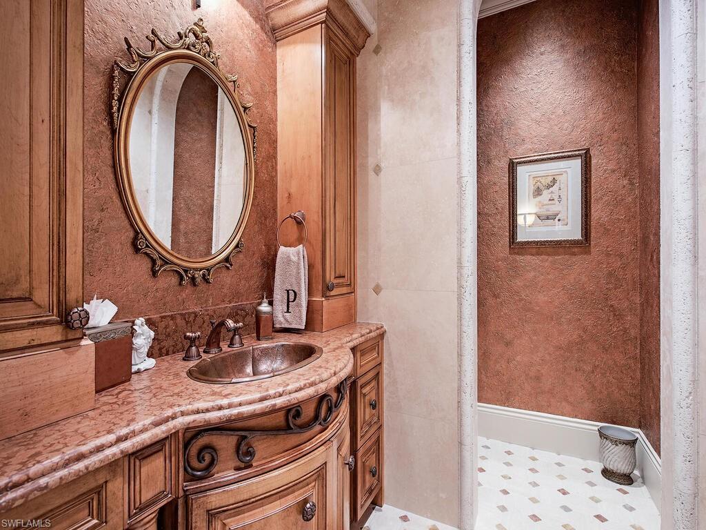 ESTATES AT BAY COLONY GOLF CLUB - Residential