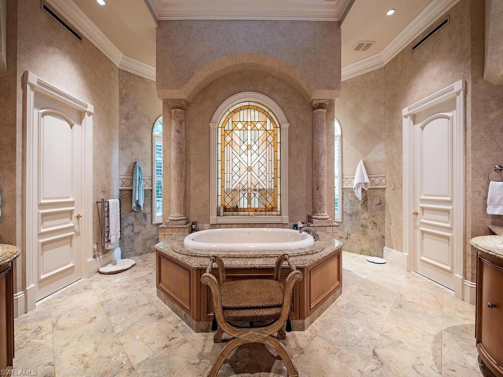 ESTATES AT BAY COLONY GOLF CLUB - Residential