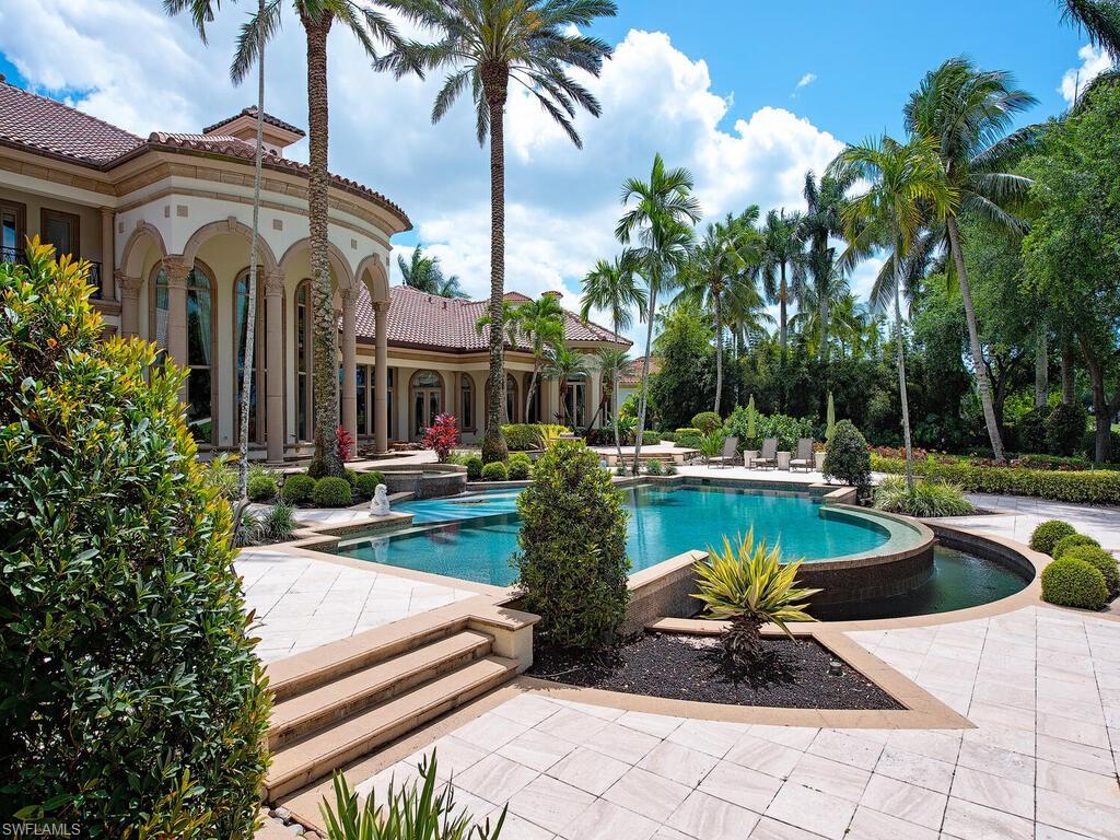 ESTATES AT BAY COLONY GOLF CLUB - Residential