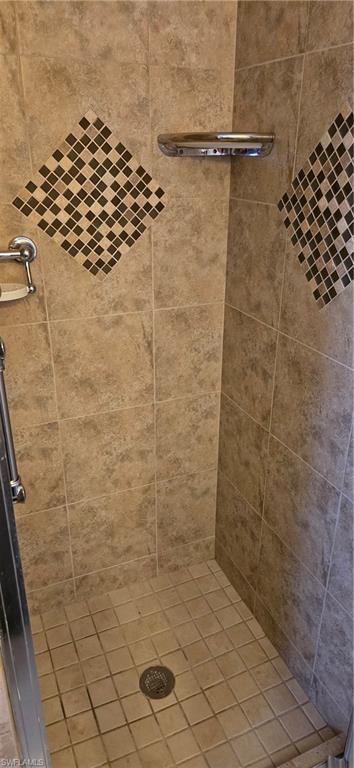 SIX LAKES COUNTRY CLUB - Residential