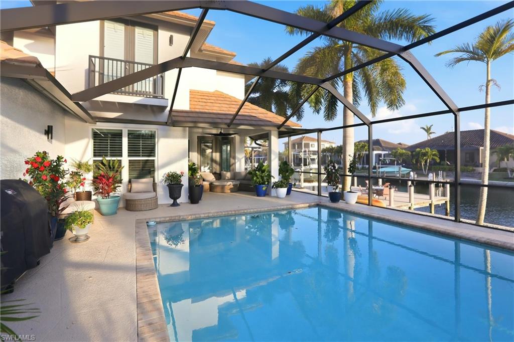 MARCO BEACH - Residential