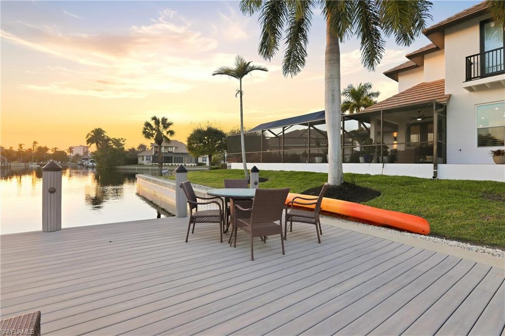 MARCO BEACH - Residential