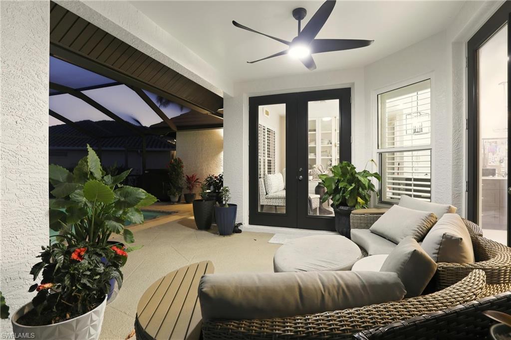 MARCO BEACH - Residential