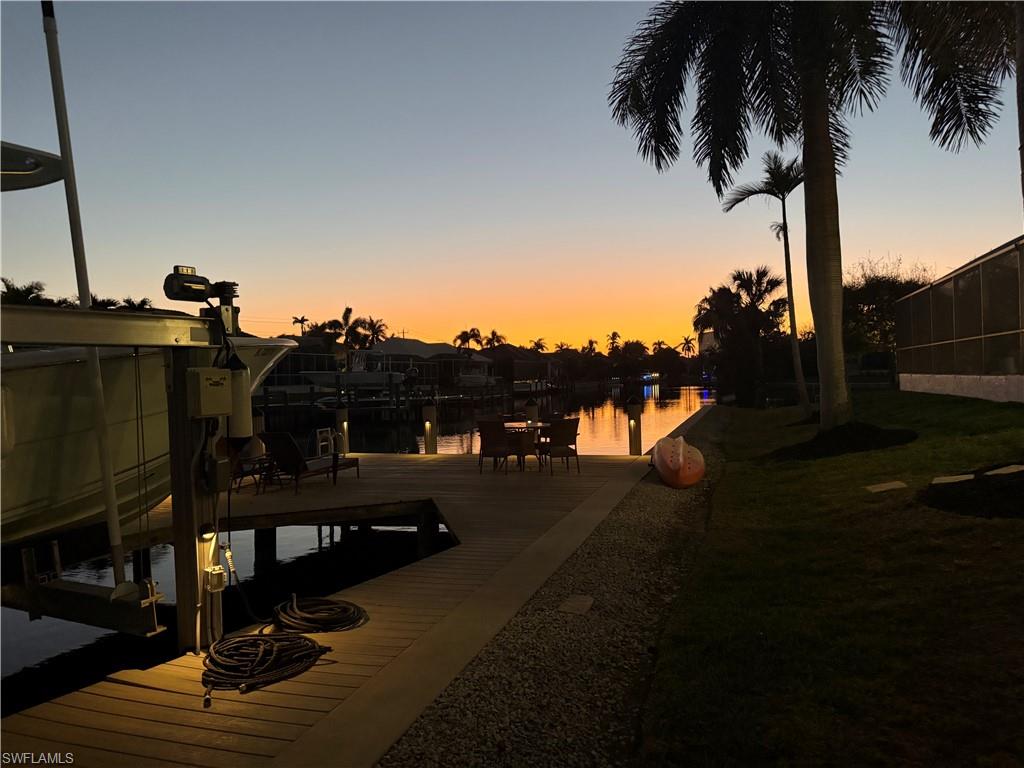 MARCO BEACH - Residential