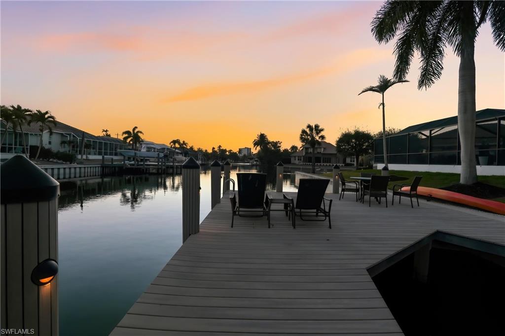 MARCO BEACH - Residential