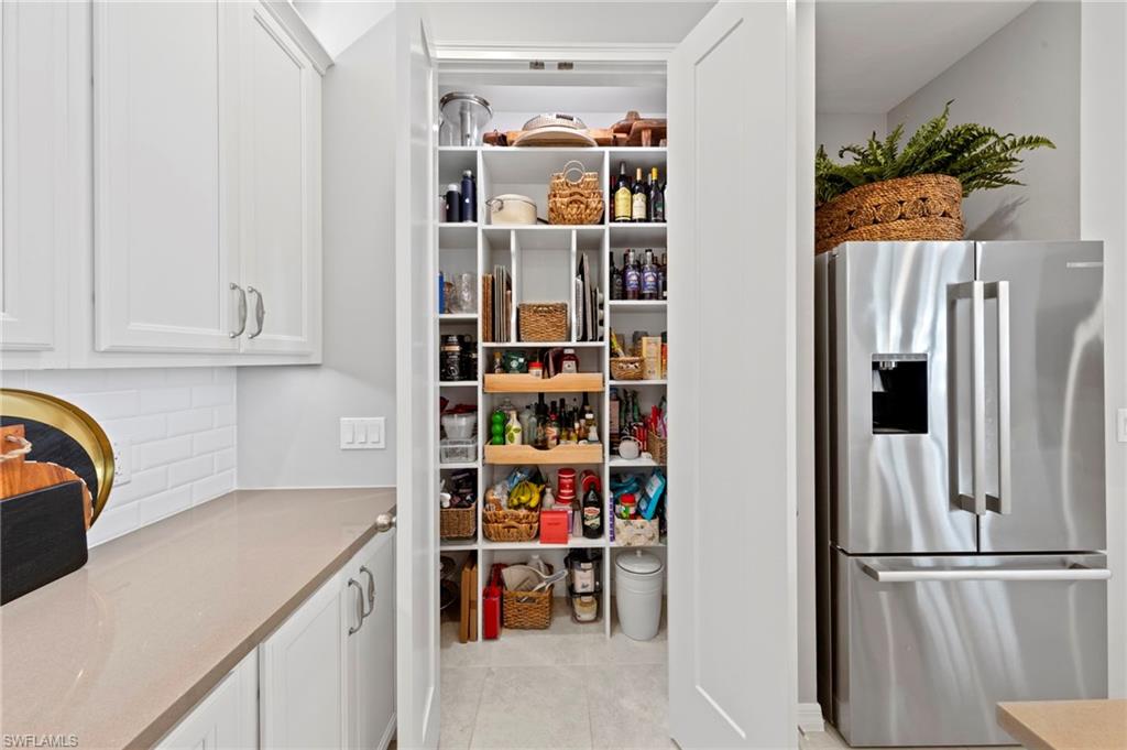 MALLARD POINT - Residential